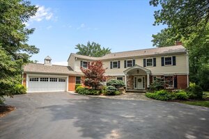 Photo of 455 Rockefeller Road Lake Forest IL 60045