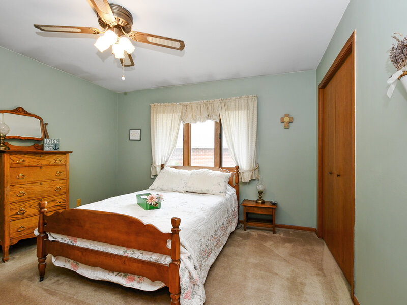 8955 Linden Drive Tinley Park IL 60487