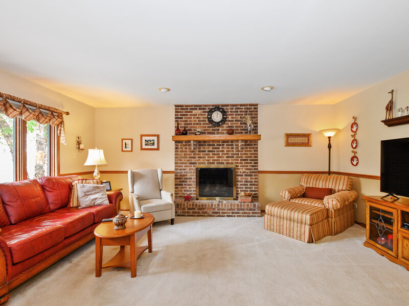 8955 Linden Drive Tinley Park IL 60487