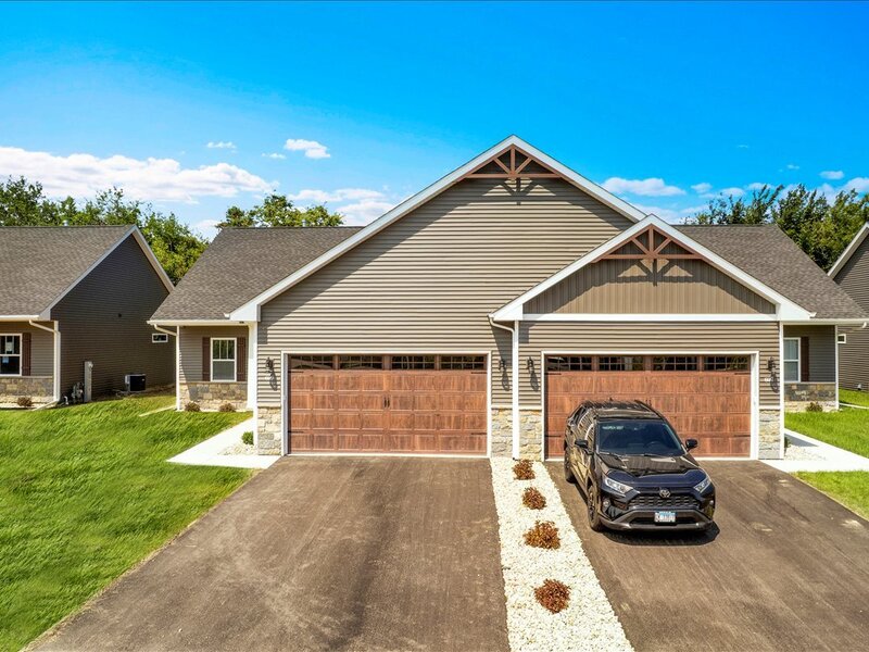 609 Anjali Court Sycamore IL 60178