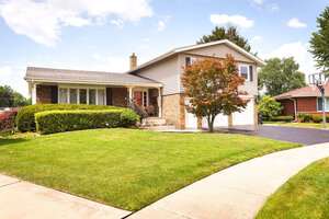 Photo of 16536 Maple Court South Holland IL 60473