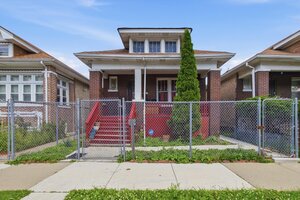 Photo of 6325 S Francisco Avenue Chicago IL 60629