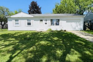 Photo of 808 Sunset Circle Streamwood IL 60107