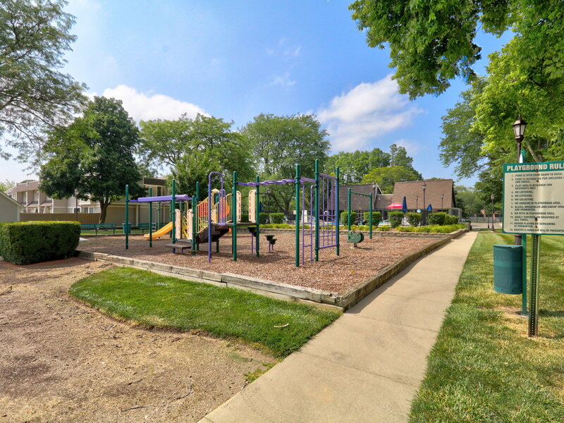 539 Quail Creek Drive Grayslake IL 60030