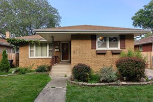 Photo of 17717 Bernadine Street Lansing IL 60438