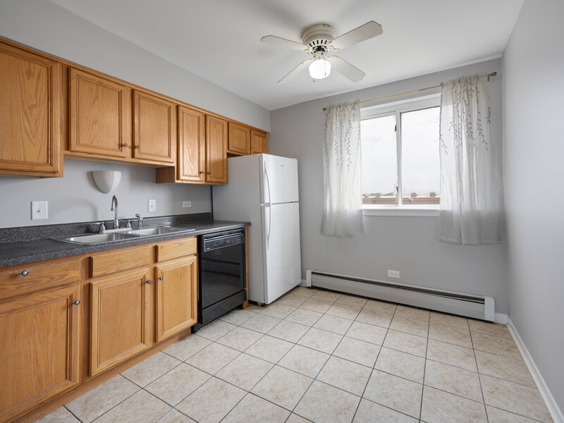 108 Boardwalk Street Elk Grove Village IL 60007