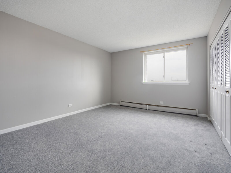 108 Boardwalk Street Elk Grove Village IL 60007