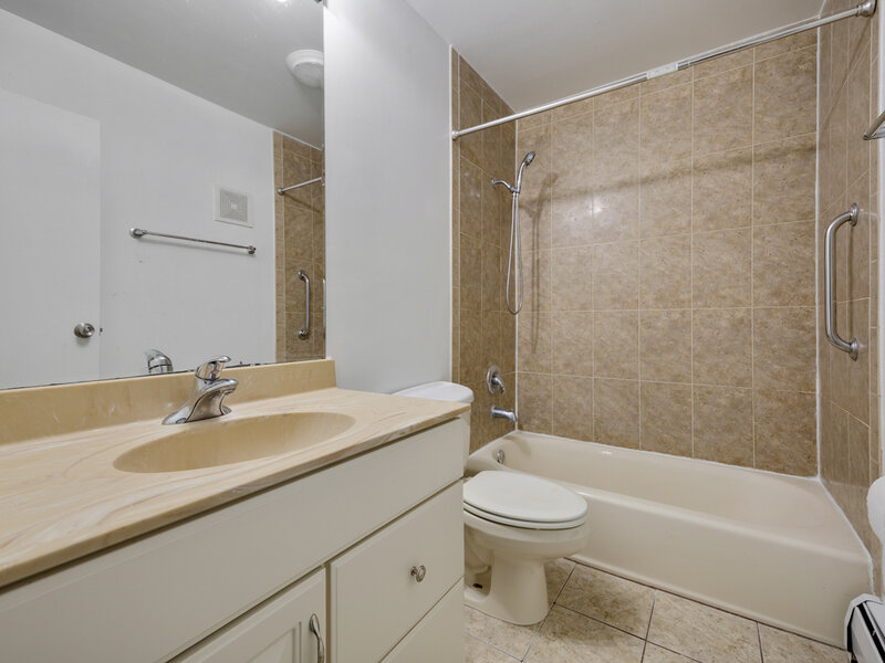 108 Boardwalk Street Elk Grove Village IL 60007