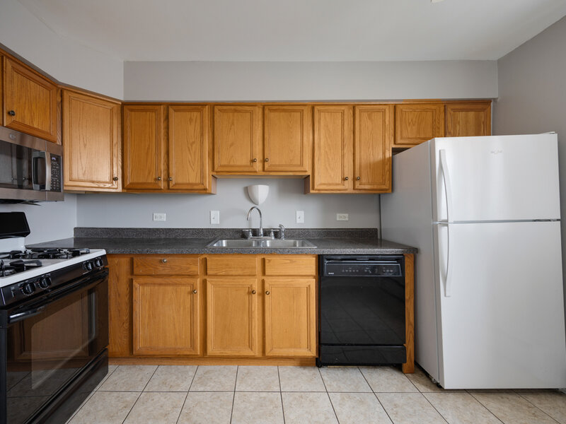 108 Boardwalk Street Elk Grove Village IL 60007