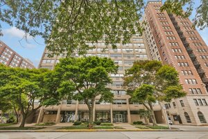 Photo of 5530 S South Shore Drive Chicago IL 60637 Unit 3B