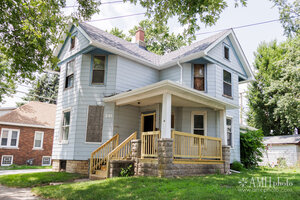 Photo of 241 W Hickory Street Kankakee IL 60901