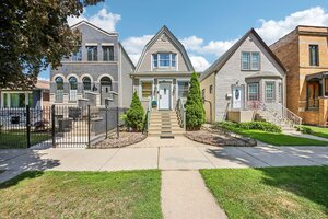 Photo of 3819 N Kilpatrick Avenue Chicago IL 60641