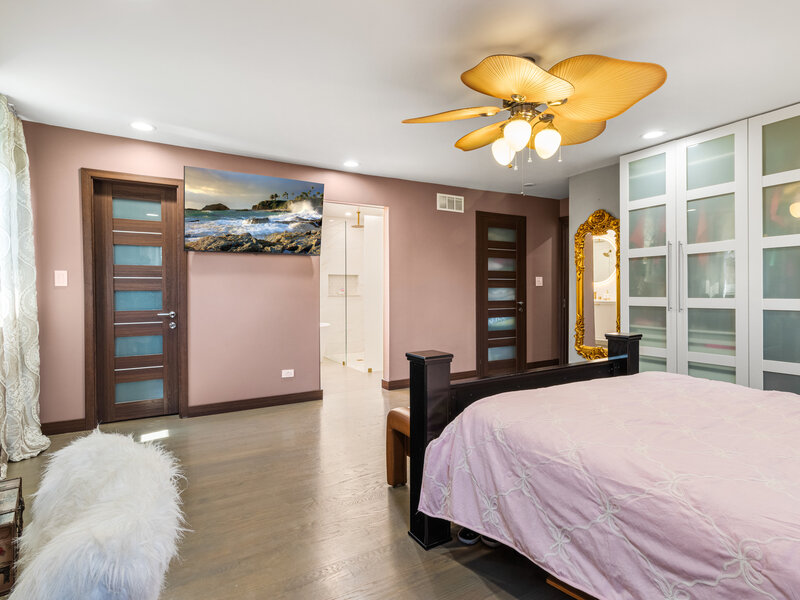 2196 Spruce Avenue Des Plaines IL 60018
