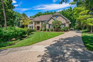 Photo of 554 W Rosiland Drive Palatine IL 60074