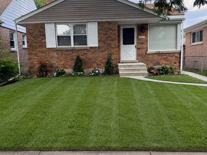 8057 S Saint Louis Avenue Chicago IL 60652
