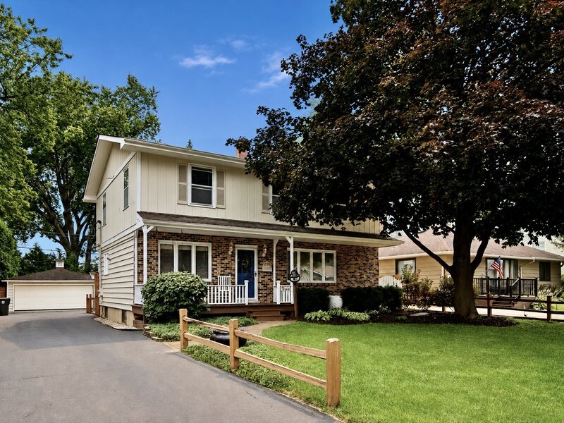 259 Heather Avenue Grayslake IL 60030