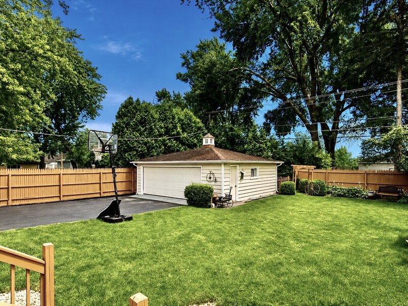 259 Heather Avenue Grayslake IL 60030