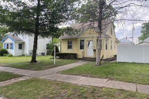 Photo of 126 S Thornwood Avenue Davenport IA 52802