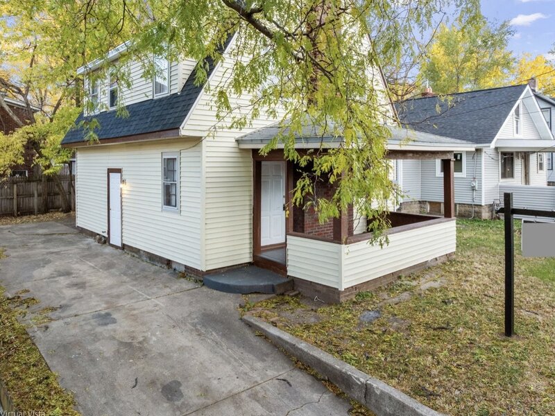 233 Oakwood Avenue Rockford IL 61101
