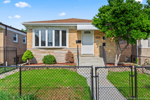 Photo of 4324 S Keating Avenue Chicago IL 60632