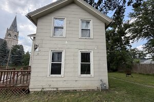 Photo of 1016 Iowa Street Davenport IA 52803