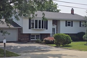 Photo of 12135 Hillcrest Drive Lemont IL 60439