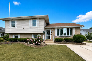 Photo of 1414 Howland Drive Joliet IL 60431