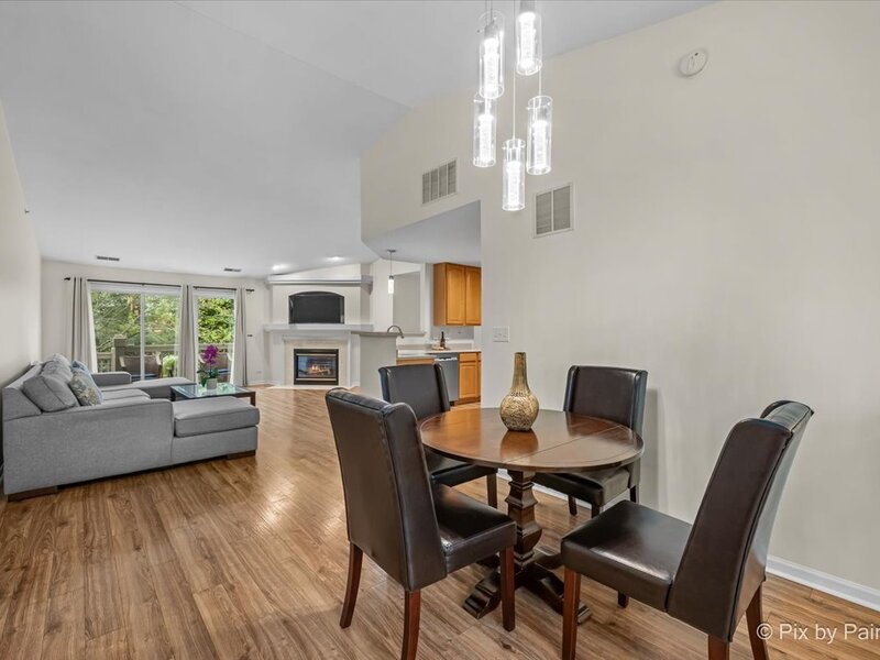 2115 Vanderbilt Drive Geneva IL 60134
