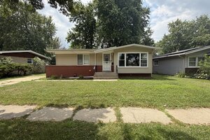 Photo of 834 W Strieff Lane Glenwood IL 60425