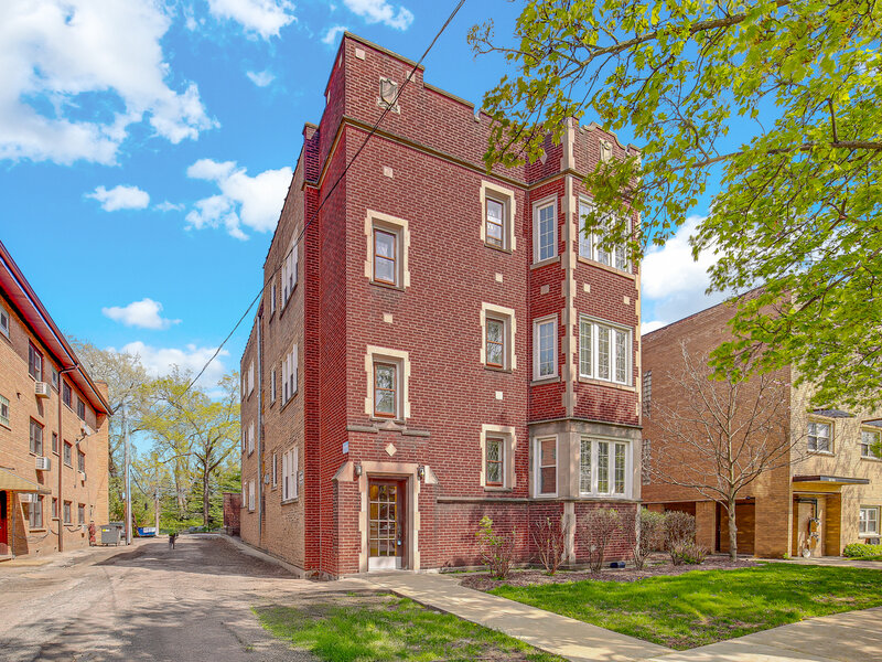 10433 S Hale Avenue Chicago IL 60643