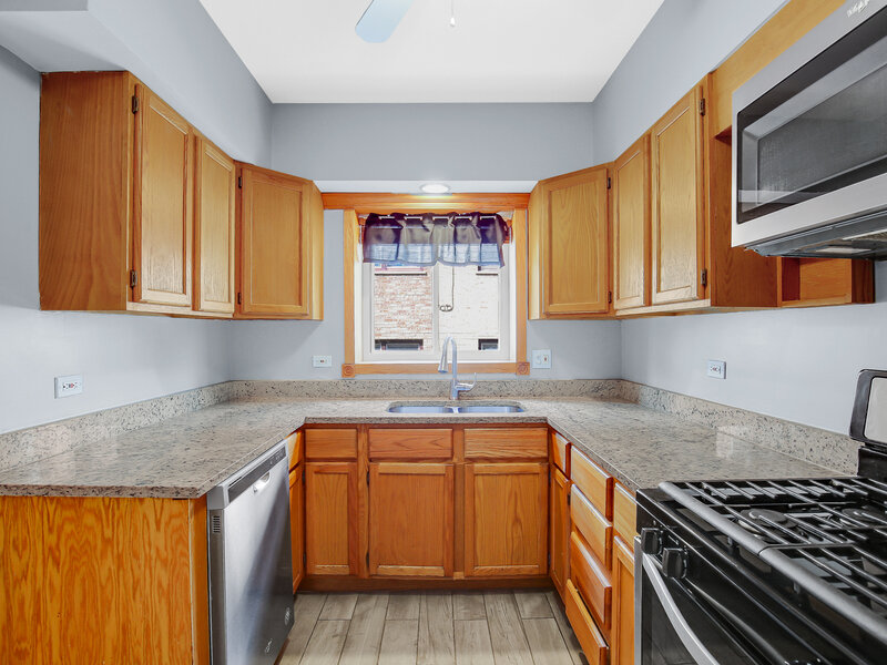 10433 S Hale Avenue Chicago IL 60643
