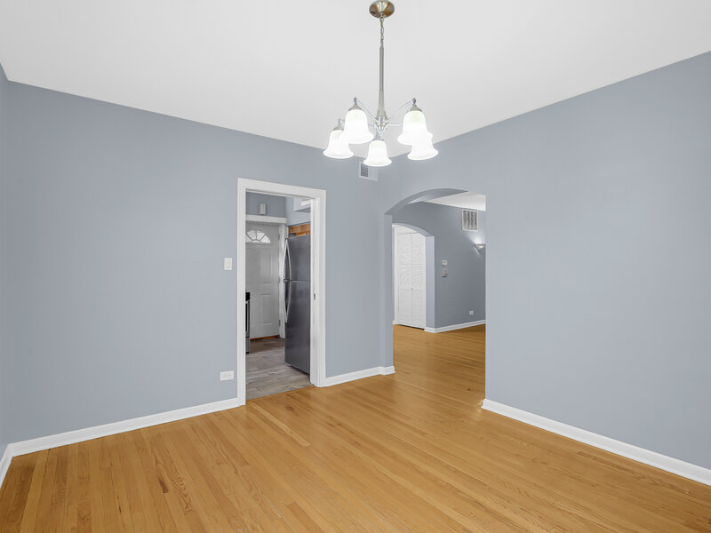 10433 S Hale Avenue Chicago IL 60643