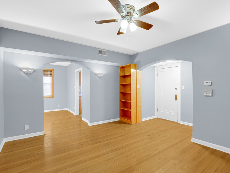 10433 S Hale Avenue Chicago IL 60643