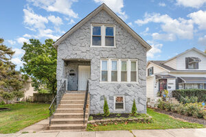 Photo of 12413 S Carpenter Street Calumet Park IL 60827