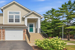 Photo of 1137 Hawthorne Lane Elk Grove Village IL 60007