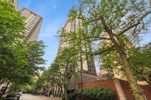 Photo of 1310 N Ritchie Court Chicago IL 60610 Unit 10AD