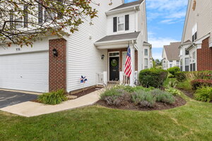 Photo of 936 Bluebell Circle Joliet IL 60431