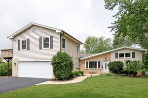 Photo of 17 Scheel Drive Willowbrook IL 60527