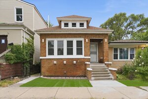 Photo of 623 E 88th Place Chicago IL 60619