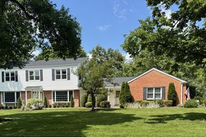 Photo of 6 Londonderry Lane Lincolnshire IL 60069