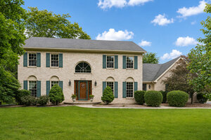 Photo of 8 Singletree Lane Naperville IL 60565