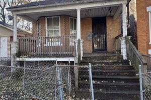 Photo of 927 W 53rd Place Chicago IL 60609