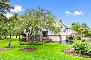 Photo of 1115 Hunt Wyck Court Elgin IL 60120 Unit 1115