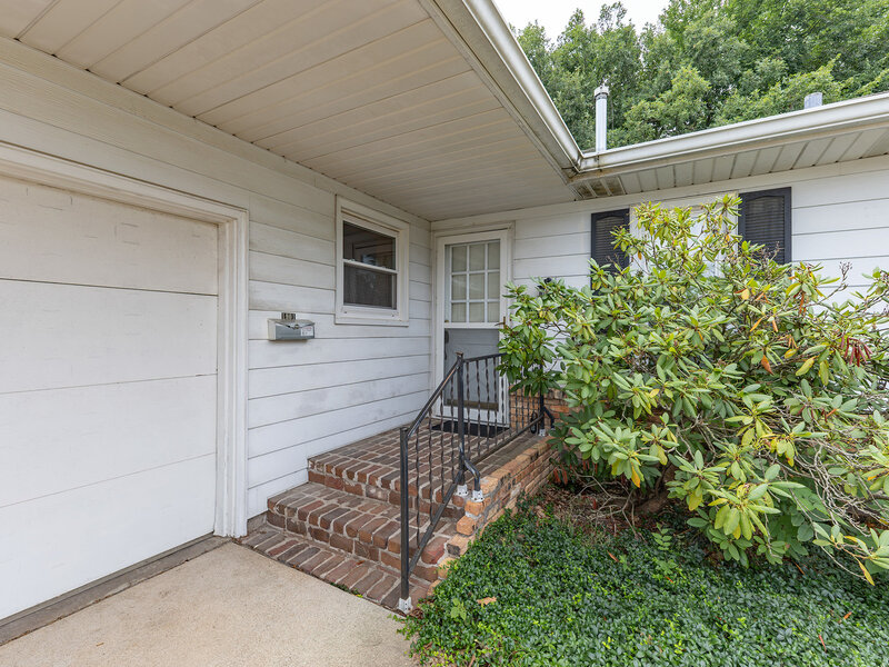 1901 47th Street Court Moline IL 61265