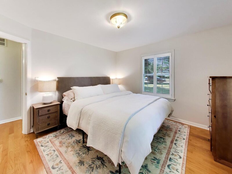 800 Hunter Road Glenview IL 60025