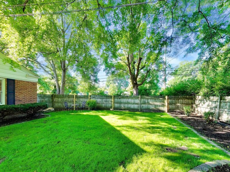 800 Hunter Road Glenview IL 60025