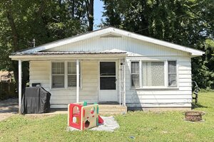 Photo of 522 N Allyn Street Carbondale IL 62901