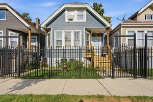Photo of 7132 S Hermitage Avenue Chicago IL 60636