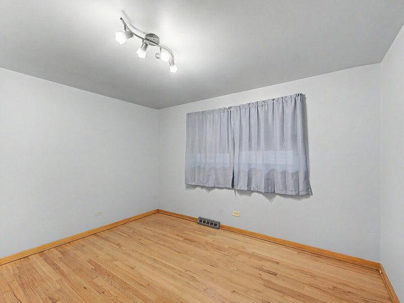 11543 S Ewing Avenue Chicago IL 60617