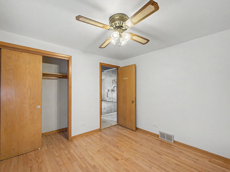 11543 S Ewing Avenue Chicago IL 60617